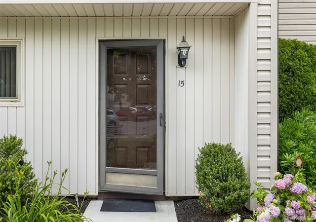 650-newbridge-rd-15-hempstead-ny-11554/hzid_13304ddd