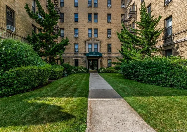 43-calton-rd-2j-new-rochelle-ny-10804/hzid_a08ee397