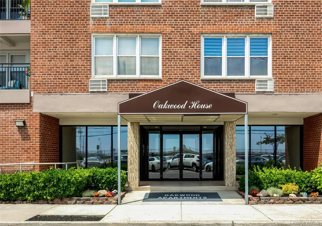 1-east-broadway-2n-long-beach-ny-11561/hzid_075929bb