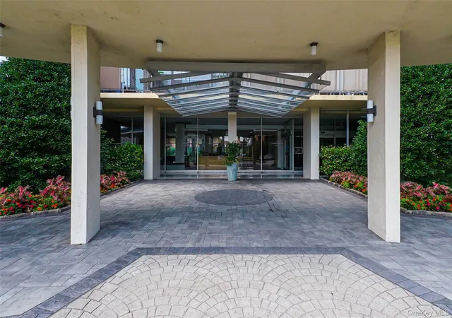 166-25-powells-cove-blvd-6m-new-york-ny-11357/hzid_dc8fedd3