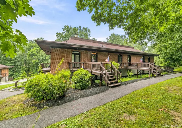 1-beecher-ln-c7-peekskill-ny-10566/hzid_cddb2df6
