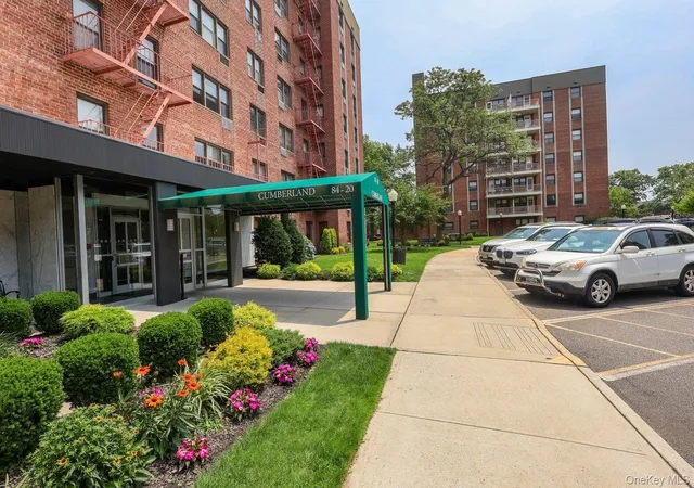 8420-153rd-4c-howard-beach-ny-11414/hzid_08eb1222