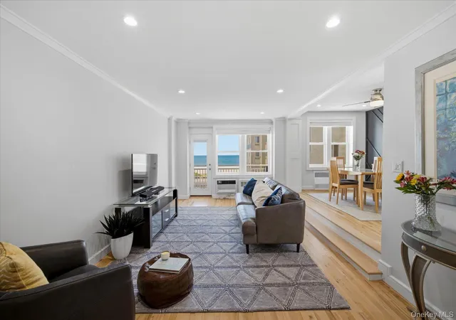 522-shore-rd-rd-3bb-long-beach-ny-11561/hzid_486a830c