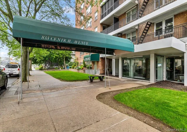 833-central-ave-5b-new-york-ny-11691/hzid_4ec10f9c