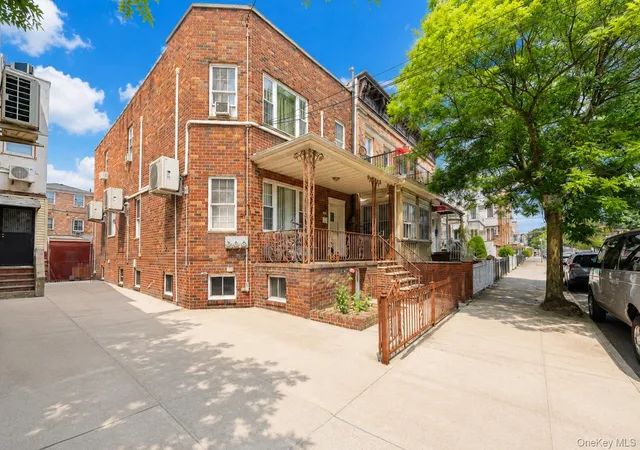 1428-70th-street-brooklyn-ny-11228/hzid_48470dd7
