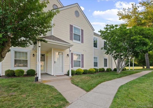 80-fairview-cir-brookhaven-ny-11953/hzid_9cf3b063