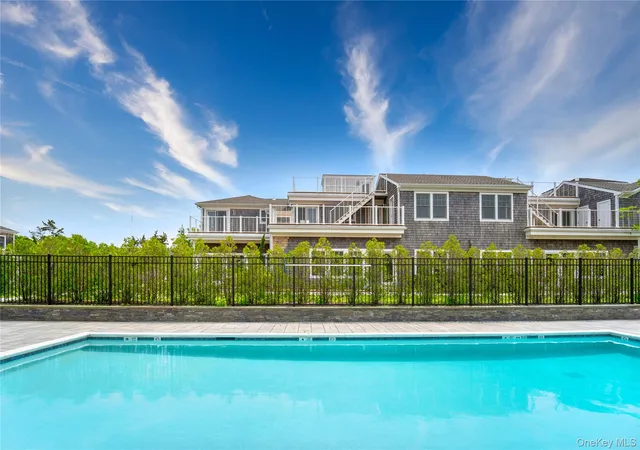 68-foster-ave-3-southampton-ny-11946/hzid_67e6f900