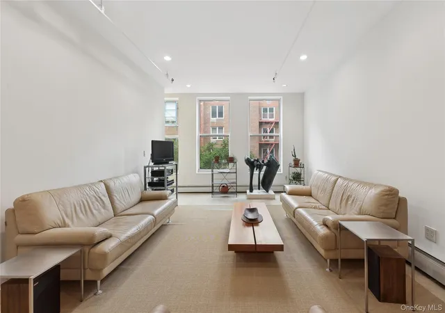 30-w-13th-street-4a-new-york-ny-10011/hzid_cb2d9539