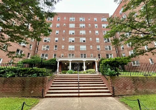 105-25-64th-ave-1h-new-york-ny-11375/hzid_5e6a223a