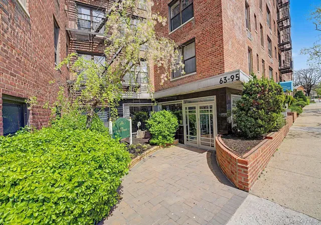 63-95-austin-st-2g-new-york-ny-11374/hzid_d4b4c043