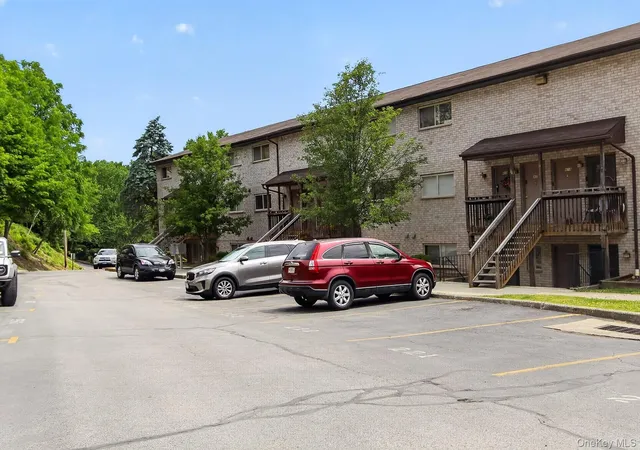 26-cooper-rd-414-poughkeepsie-town-ny-12603/hzid_4f8730a9