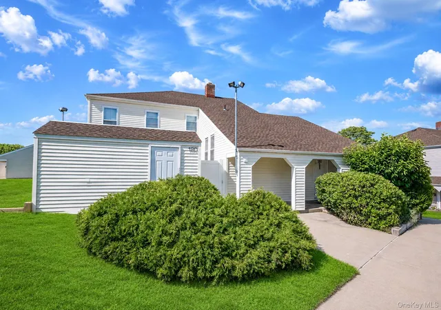 180-lowndes-ave-d-huntington-ny-11746/hzid_f2a127fb