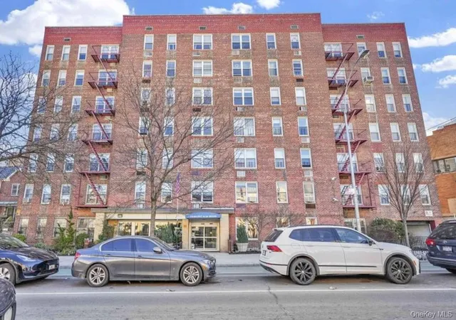 31-85-crescent-st-608-new-york-ny-11106/hzid_3f783ca8