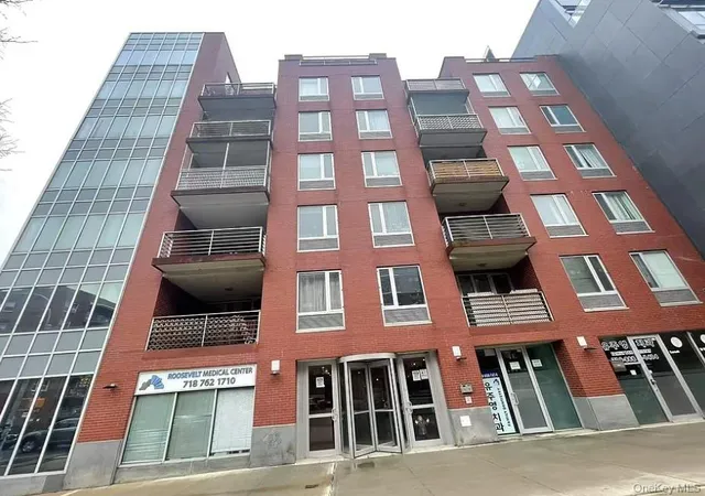 38-34-parsons-blvd-d-new-york-ny-11354/hzid_63773684