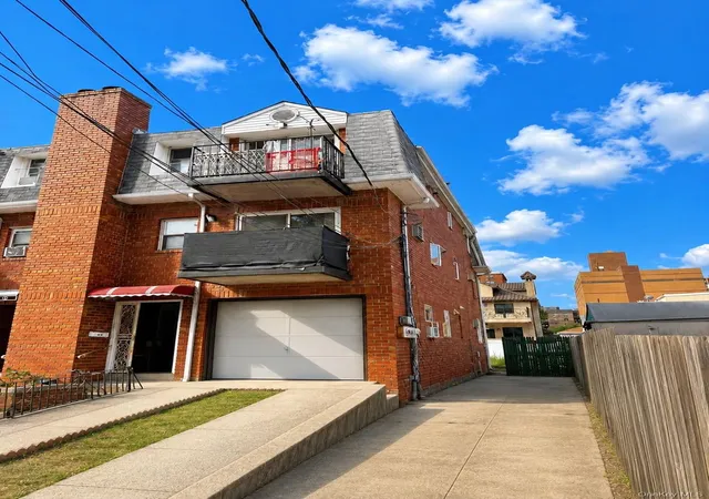 4512-robinson-st-new-york-ny-11355/hzid_54dae7c5