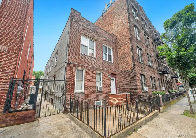 558-midwood-st-new-york-ny-11203/hzid_d5169c76