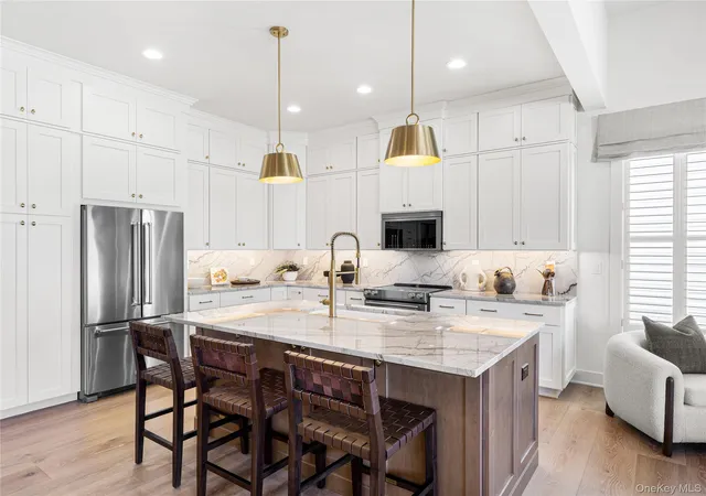 2059-summit-loop-97-carmel-ny-10512/hzid_4f01e9e4