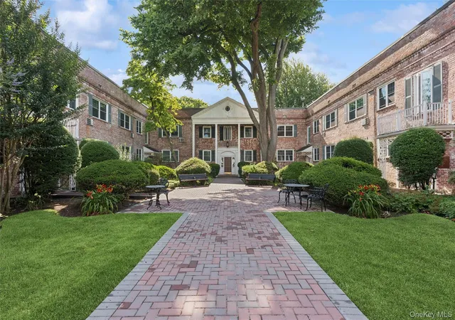 43-n-forest-ave-a3-hempstead-ny-11570/hzid_1da88be7
