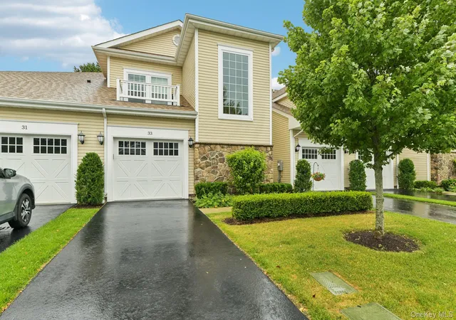 33-greentree-ct-brookhaven-ny-11967/hzid_af634ac3