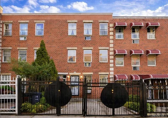 2084-davidson-ave-new-york-ny-10453/hzid_17db88a0