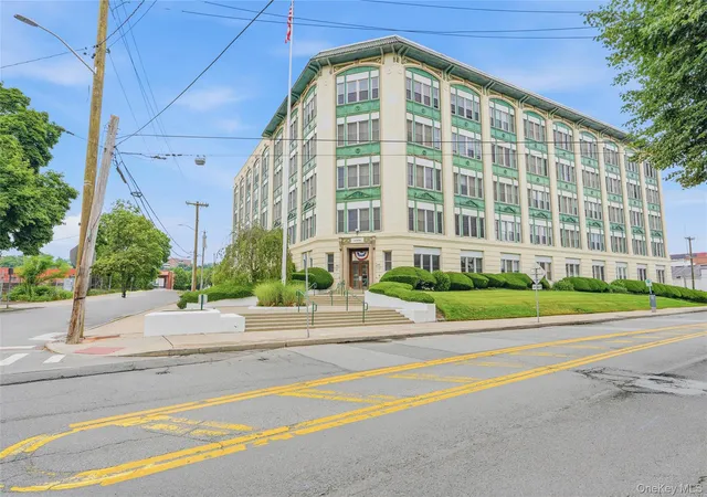 1-landmark-sq-405-rye-town-ny-10573/hzid_b54a9a19