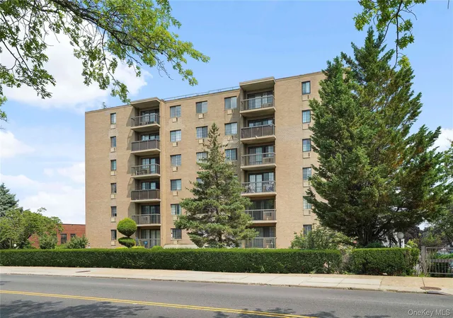 71-49-metropolitan-ave-2-f-middle-village-ny-11379/hzid_eaf1b0fb