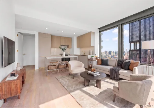 3-court-sq-3908-new-york-ny-11101/hzid_431a227b