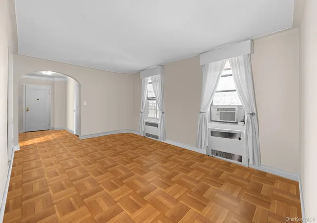 8380-118th-st-6g-new-york-ny-11415/hzid_9c7f5dfa