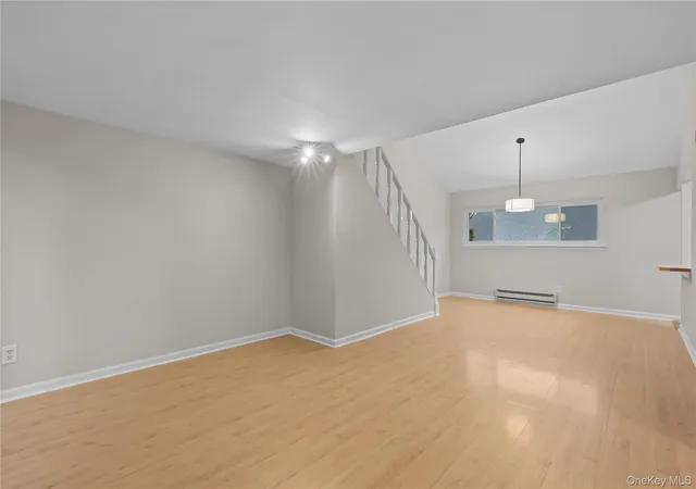 208-harris-rd-hb3-bedford-hills-ny-10507/hzid_c90ce371