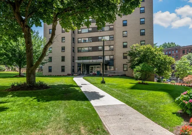 6-fordham-hill-oval-10f-new-york-ny-10468/hzid_496c064d