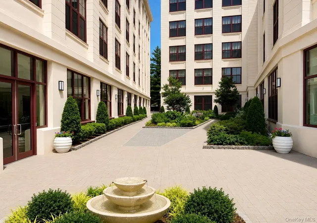 1-scarsdale-rd-409-eastchester-ny-10707/hzid_428ce674