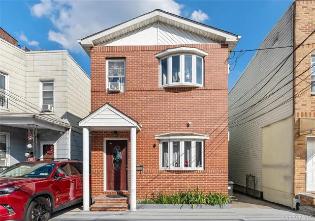 8714-56th-avenue-new-york-ny-11373/hzid_01070cff