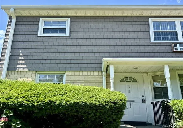 3922-wilshire-ln-h-islip-ny-11796/hzid_b448f4c9