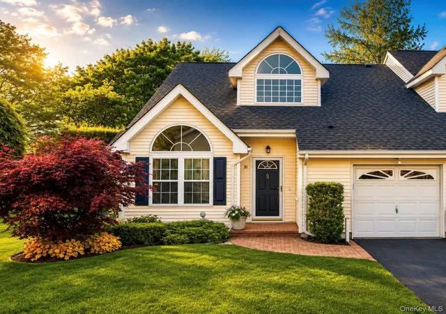 31-joyces-way-islip-ny-11706/hzid_d08ed37e