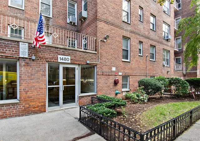 1480-thieriot-ave-5m-new-york-ny-10460/hzid_1c581bb0