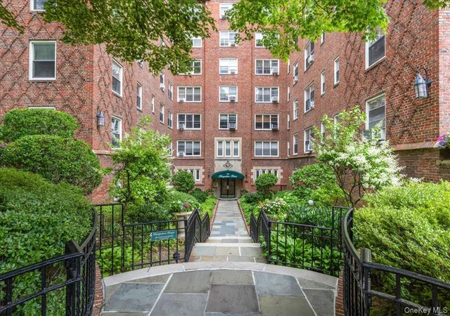 250-bronxville-rd-4h-yonkers-ny-10708/hzid_4a9aadf1