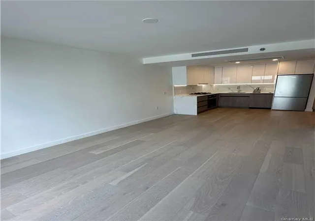 144-49-northern-blvd-520-new-york-ny-11354/hzid_89e567c4