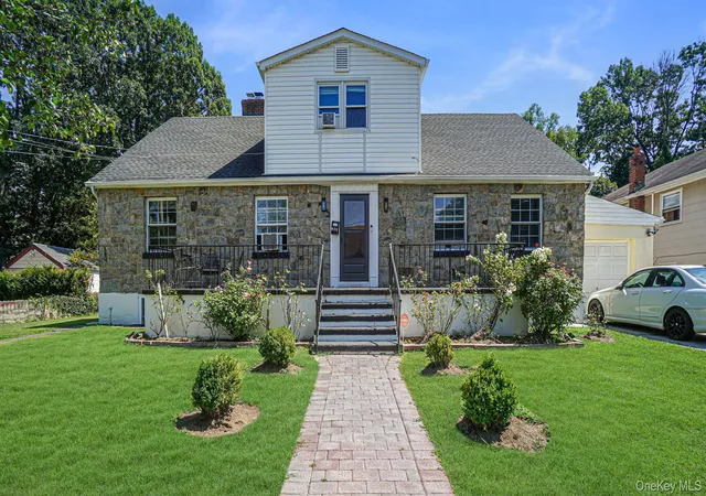 143-s-montgomery-st-hempstead-ny-11580/hzid_dbc2d114