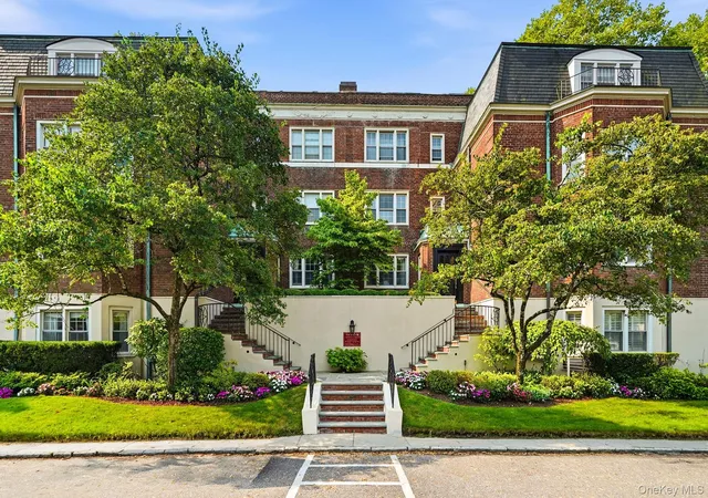 7-chateaux-cir-7x-scarsdale-ny-10583/hzid_94b1c56b