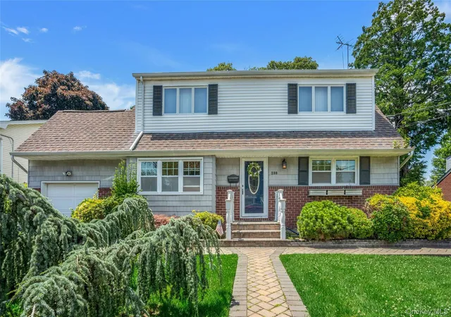 280-van-cott-ave-oyster-bay-ny-11735/hzid_839441bd