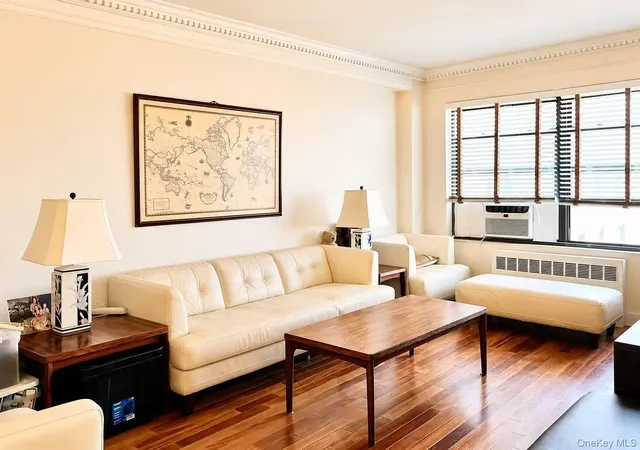 9940-63-rd-11aa-new-york-ny-11374/hzid_3216e3bb