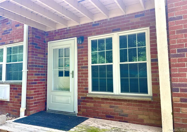 4-colonial-rd-100-beacon-ny-12508/hzid_6078eff0