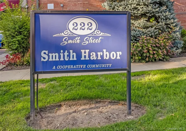 222-smith-st-1b-hempstead-ny-11520/hzid_feb0f6af