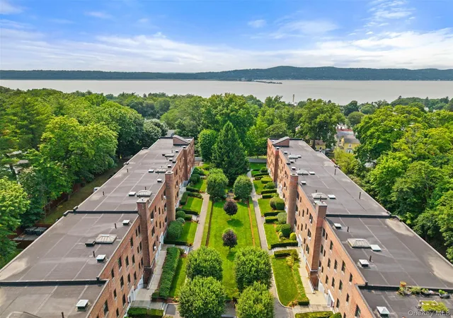 14-s-broadway-7-2b-greenburgh-ny-10533/hzid_f4f2f25f