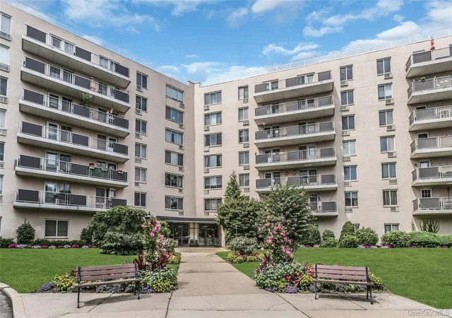 135-post-ave-6b-north-hempstead-ny-11590/hzid_43a9197e