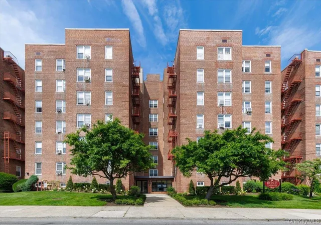 126-church-st-6c-new-rochelle-ny-10805/hzid_8852e7ad