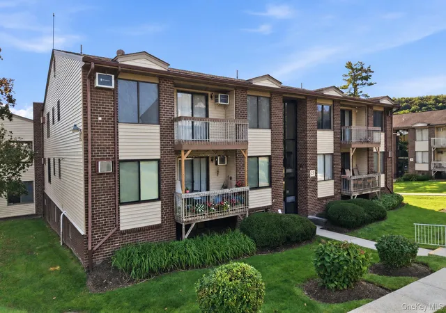 239-country-clb-ln-haverstraw-ny-10970/hzid_49d68800