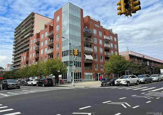 38-30-parsons-blvd-phc-new-york-ny-11354/hzid_2b182c63