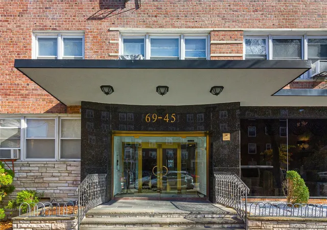 69-45-108th-street-4f-forest-hills-ny-11375/hzid_7c08a9ab