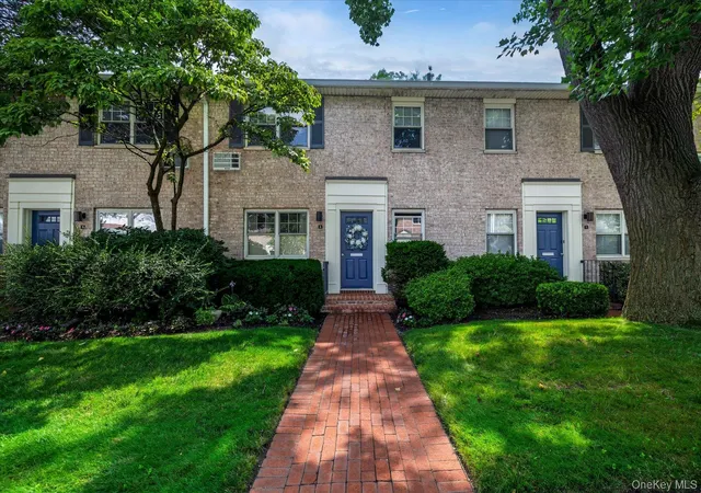 3-n-lewis-pl-rockville-centre-ny-11570/hzid_c00d71f6